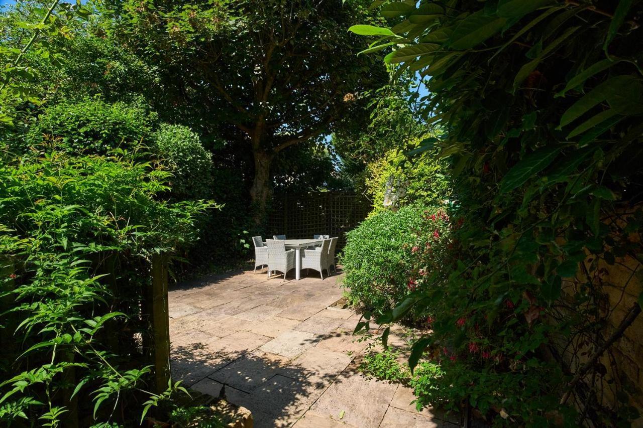 Bright Cozy Garden Retreat W Fast Wifi & 5min To Tube Subway Metro & Close To Park & Street Parking P4p Appartamento Londra